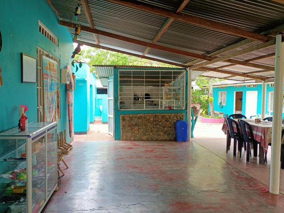 Hostal Sol De Verano Dona Lilia Villavieja Exterior foto