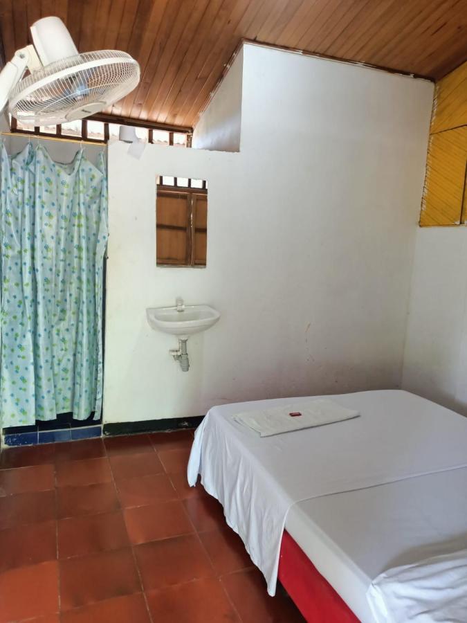Hostal Sol De Verano Dona Lilia Villavieja Exterior foto